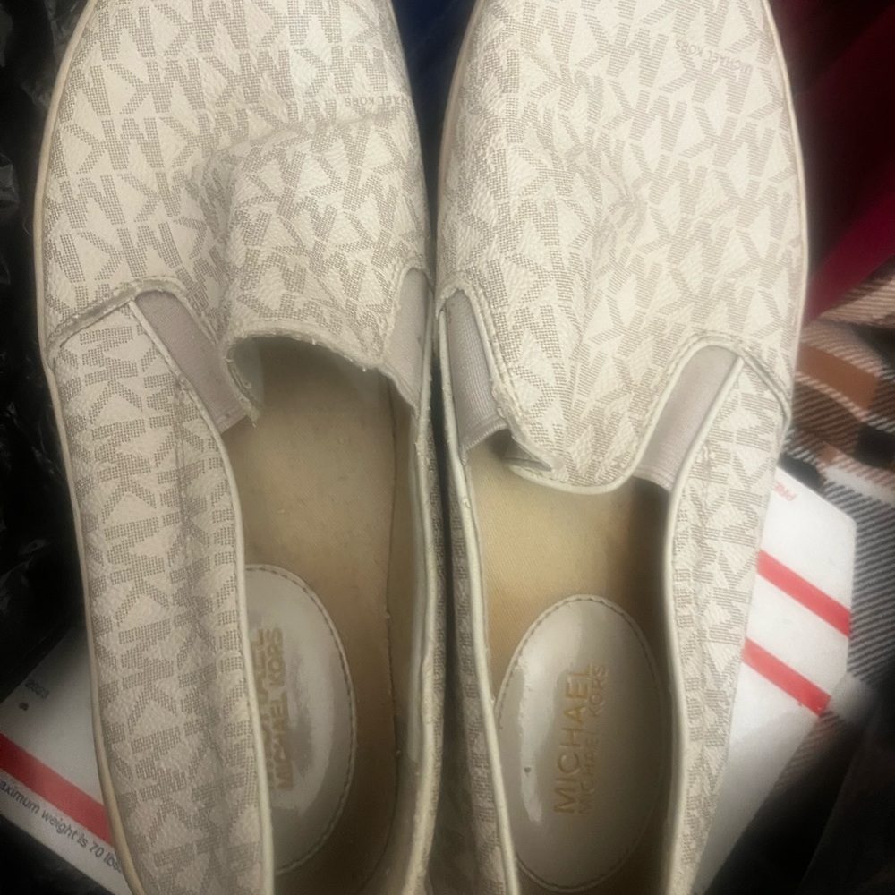 Michael Kors Cream MK Logo Slip-On shoes